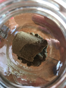 Cannbis kief tincture